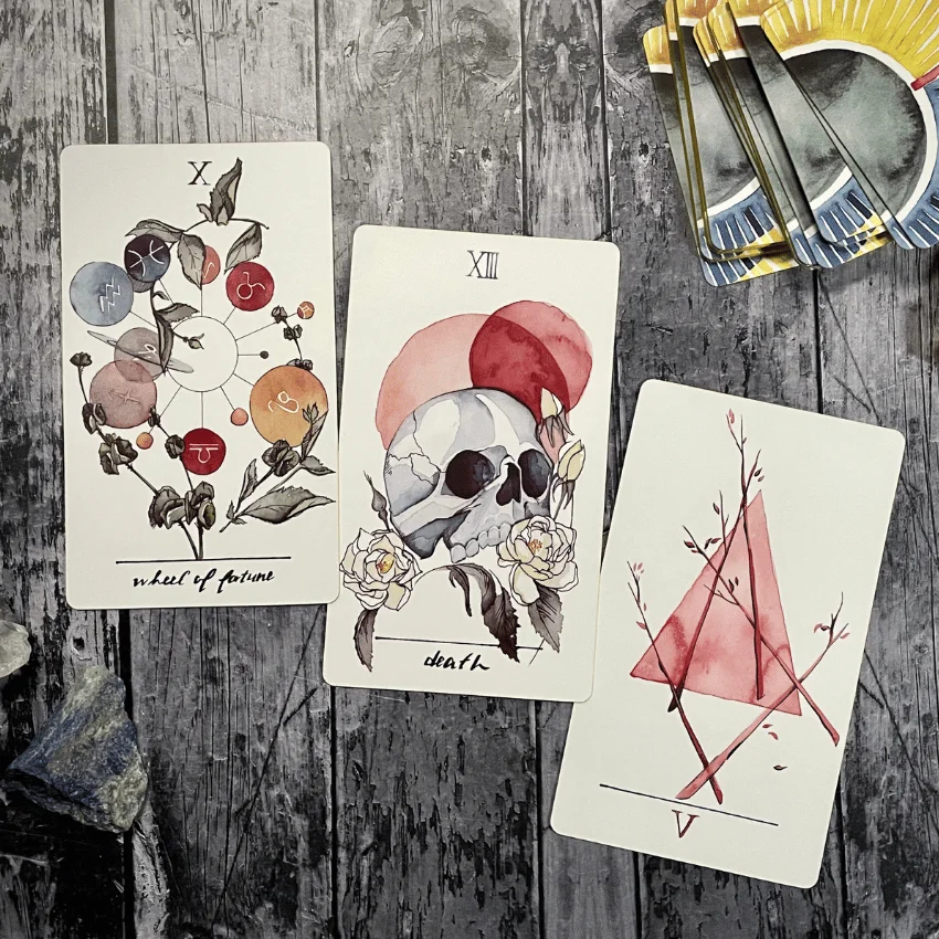 Descubre nueva perspectivas en el amor a través del Tarot