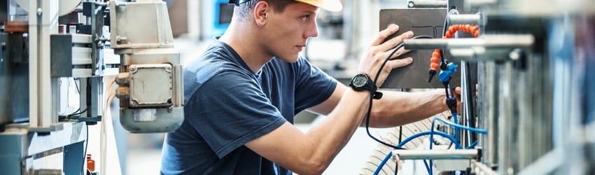 mechanic-working-on-car