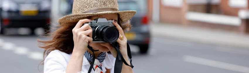 woman-taking-photos